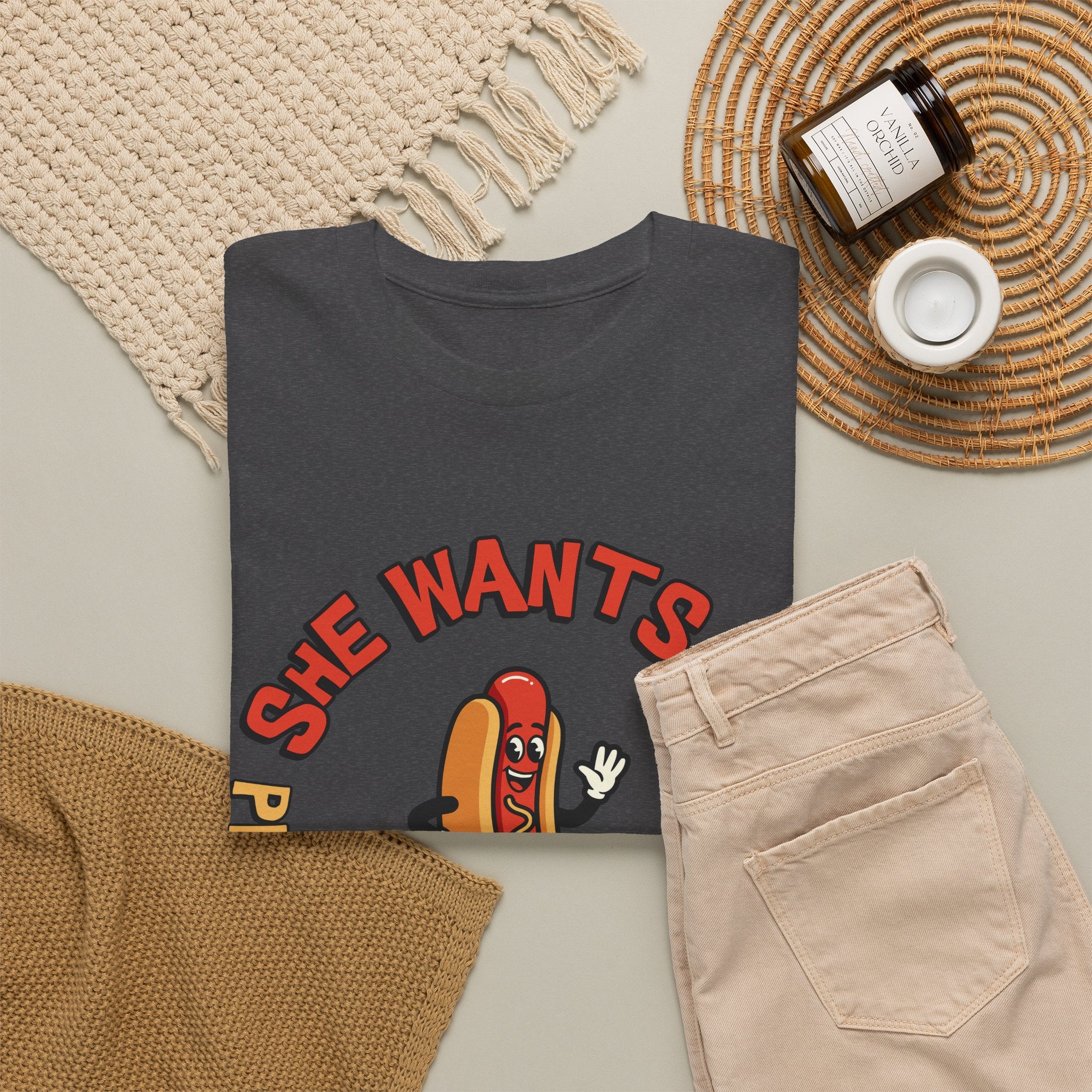 Hot Dog Graphic Tee - "She Wants To Play With My Schnitzel" Funny Retro Food Shirt