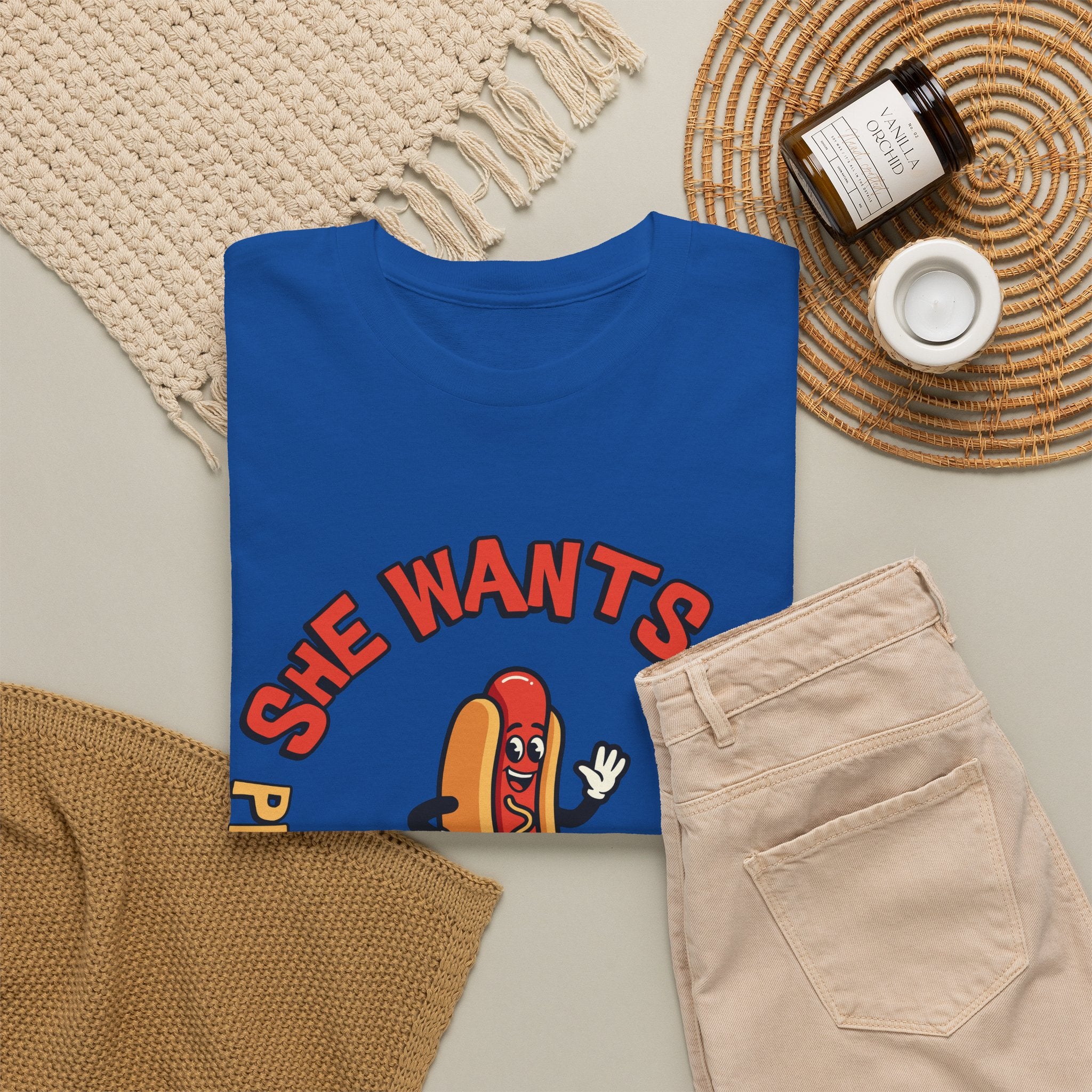 Hot Dog Graphic Tee - "She Wants To Play With My Schnitzel" Funny Retro Food Shirt