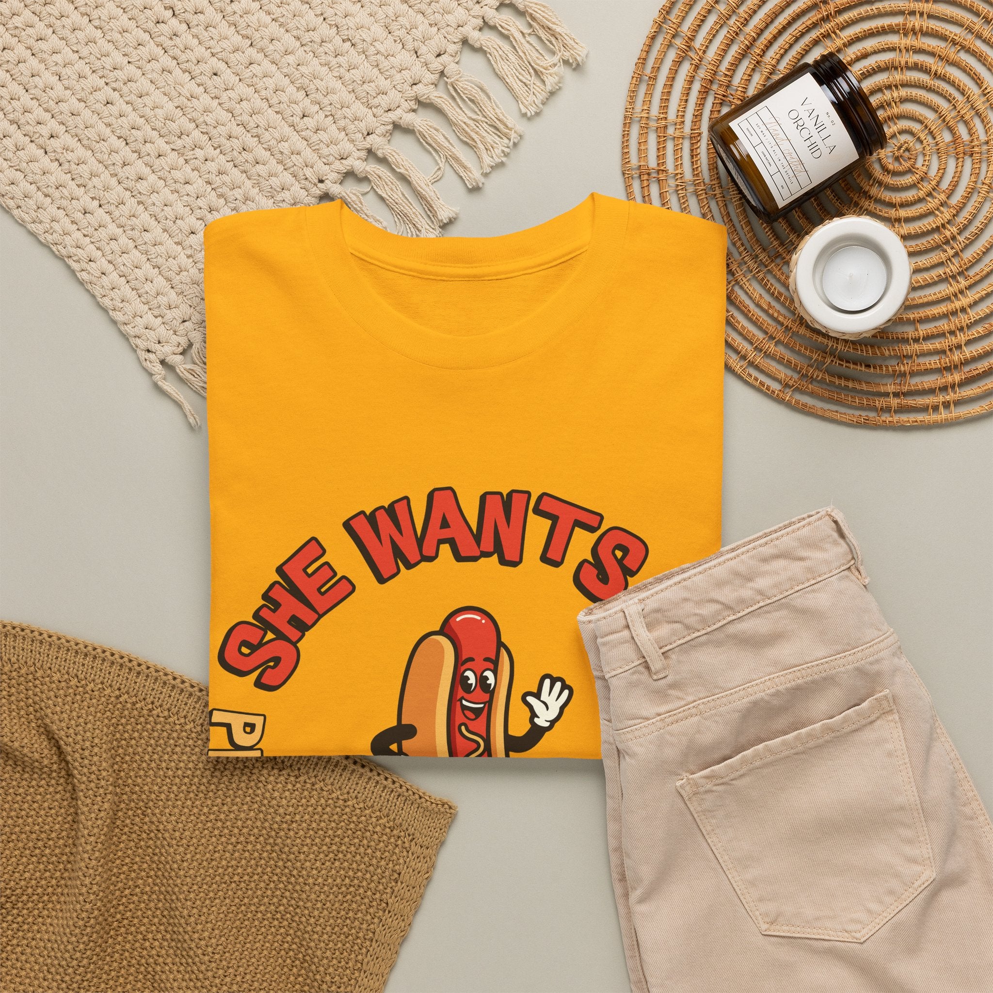 Hot Dog Graphic Tee - "She Wants To Play With My Schnitzel" Funny Retro Food Shirt
